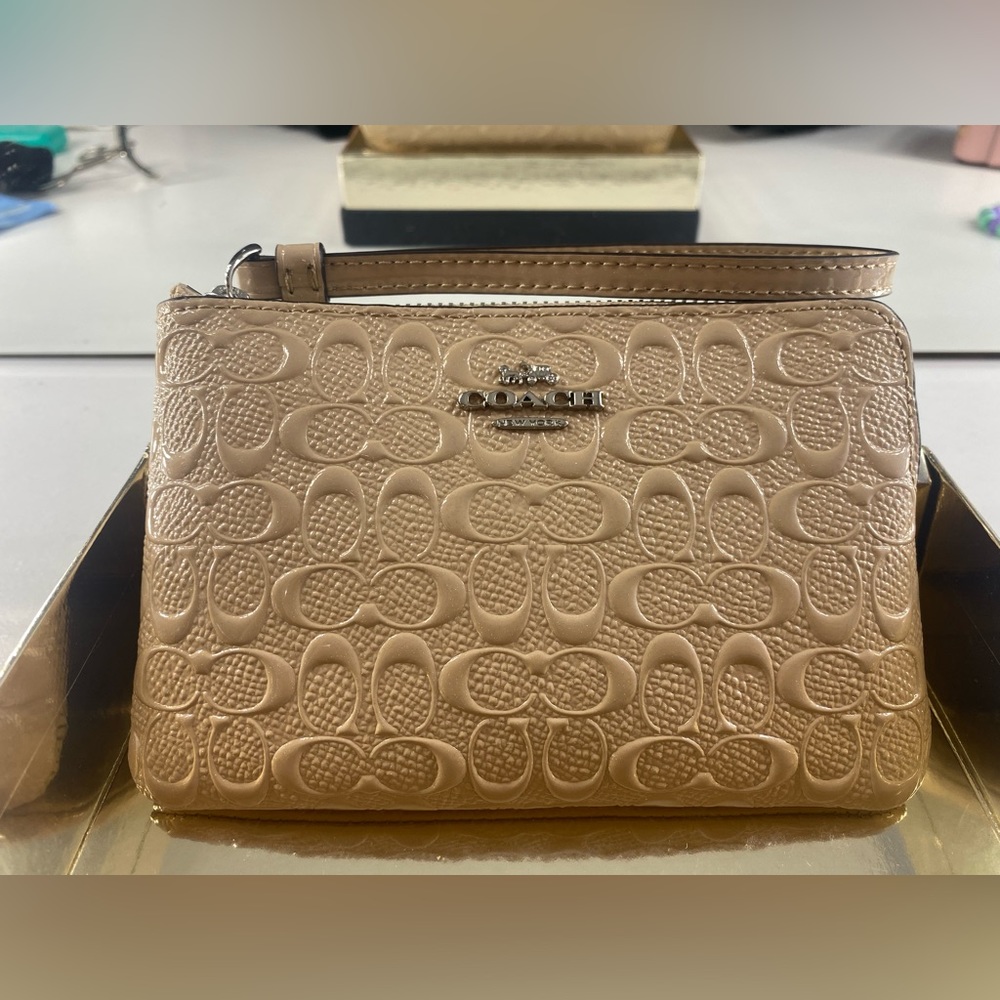 Boxed Signature Debossed Patent Corner Zip Wristlet